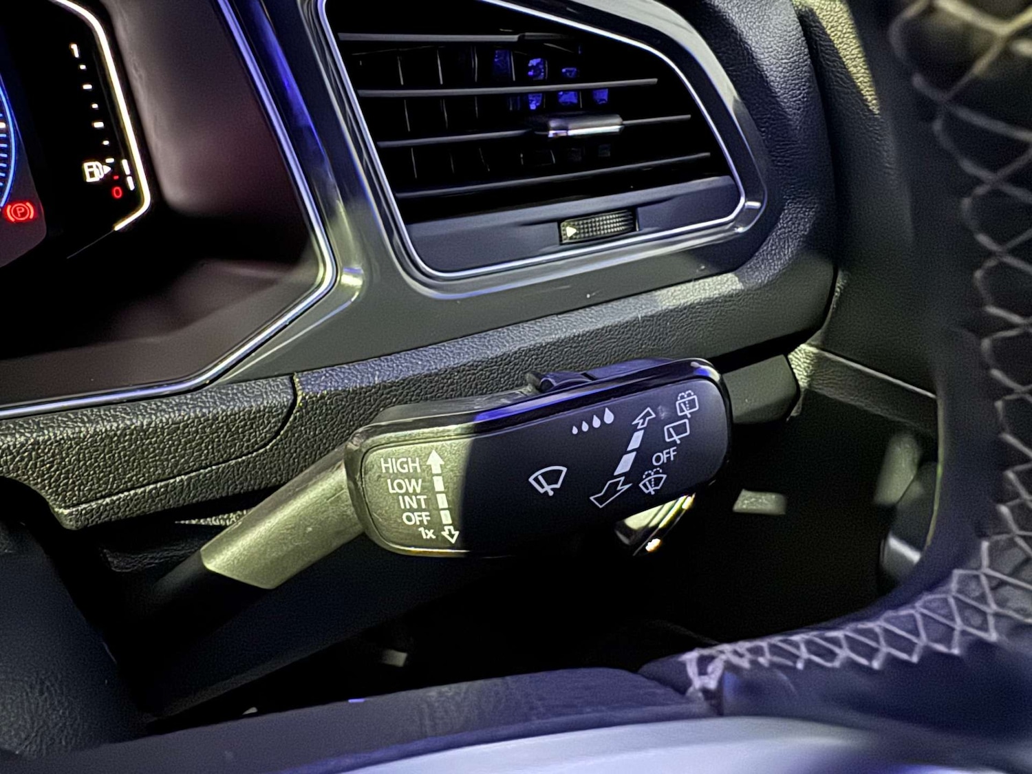 Used Volkswagen T-Roc 2019 for sale - 78027682: Photo 71