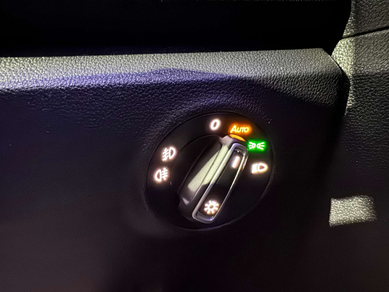 Used Volkswagen T-Roc 2019 for sale - 78027682: Photo 72