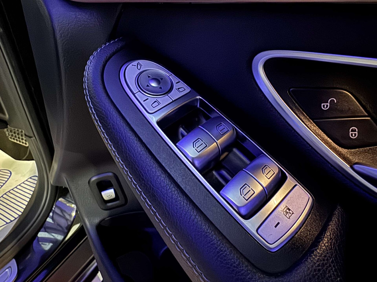 Used Mercedes-Benz EQC 2021 for sale - 77342882: Photo 51