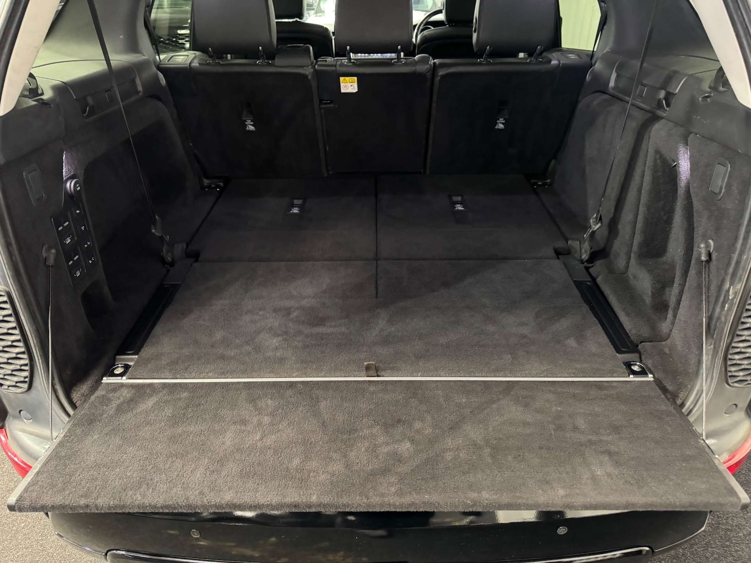 Used Land Rover Discovery 2017 for sale - 78003912: Photo 20