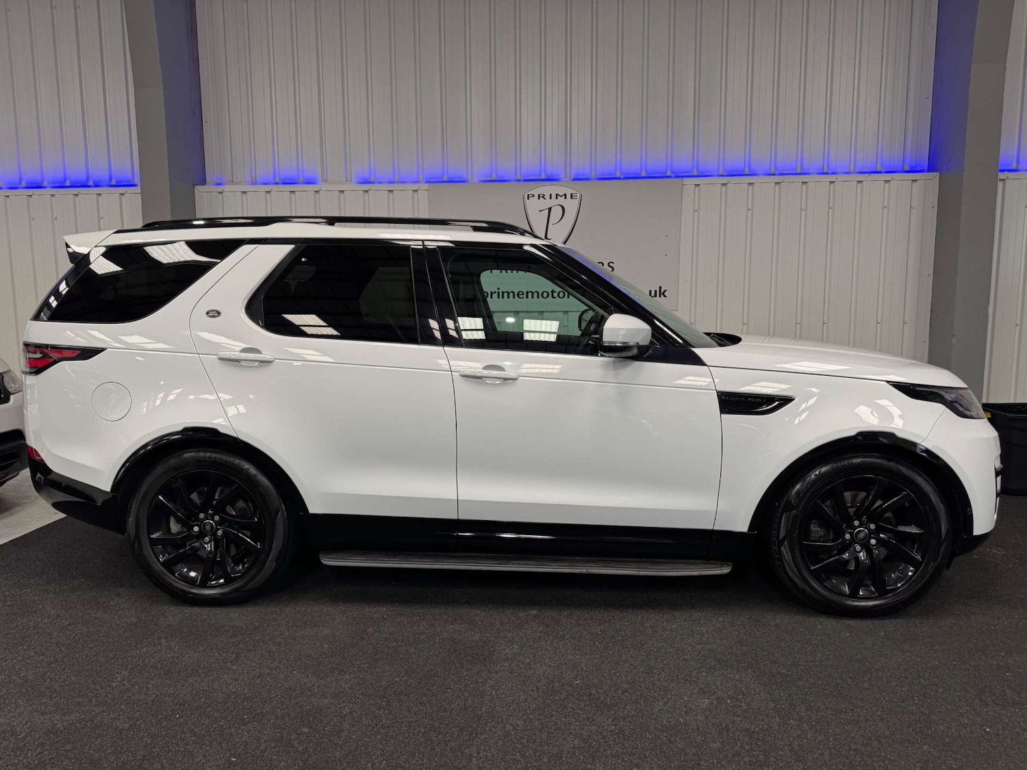 Used Land Rover Discovery 2017 for sale - 78003912: Photo 24