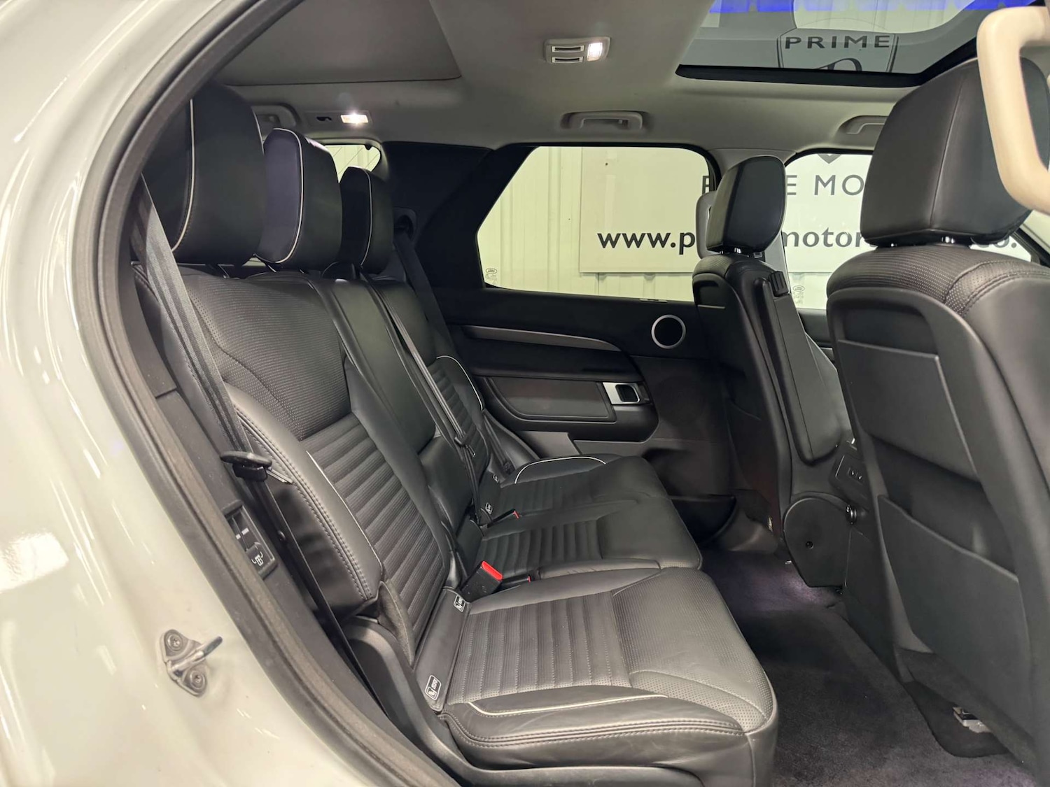 Used Land Rover Discovery 2017 for sale - 78003912: Photo 49