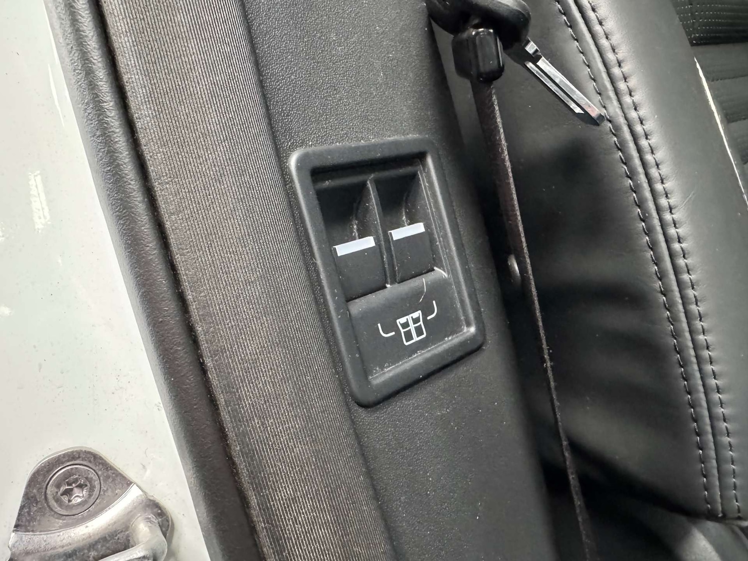 Used Land Rover Discovery 2017 for sale - 78003912: Photo 50