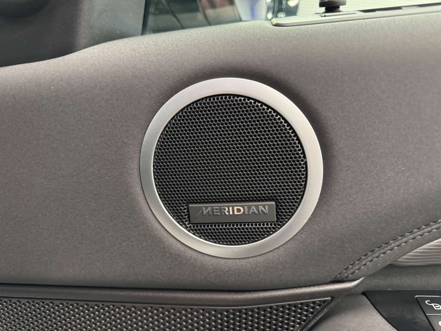 Used Land Rover Discovery 2017 for sale - 78003912: Photo 57