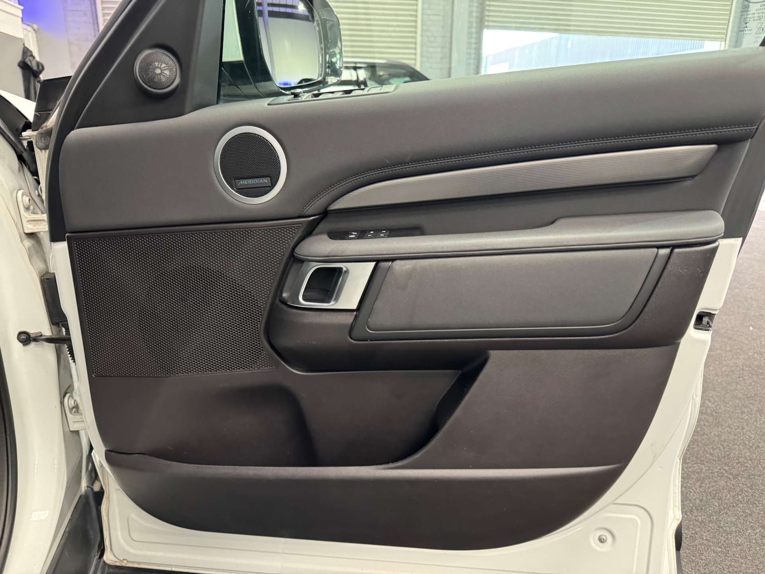 Used Land Rover Discovery 2017 for sale - 78003912: Photo 59