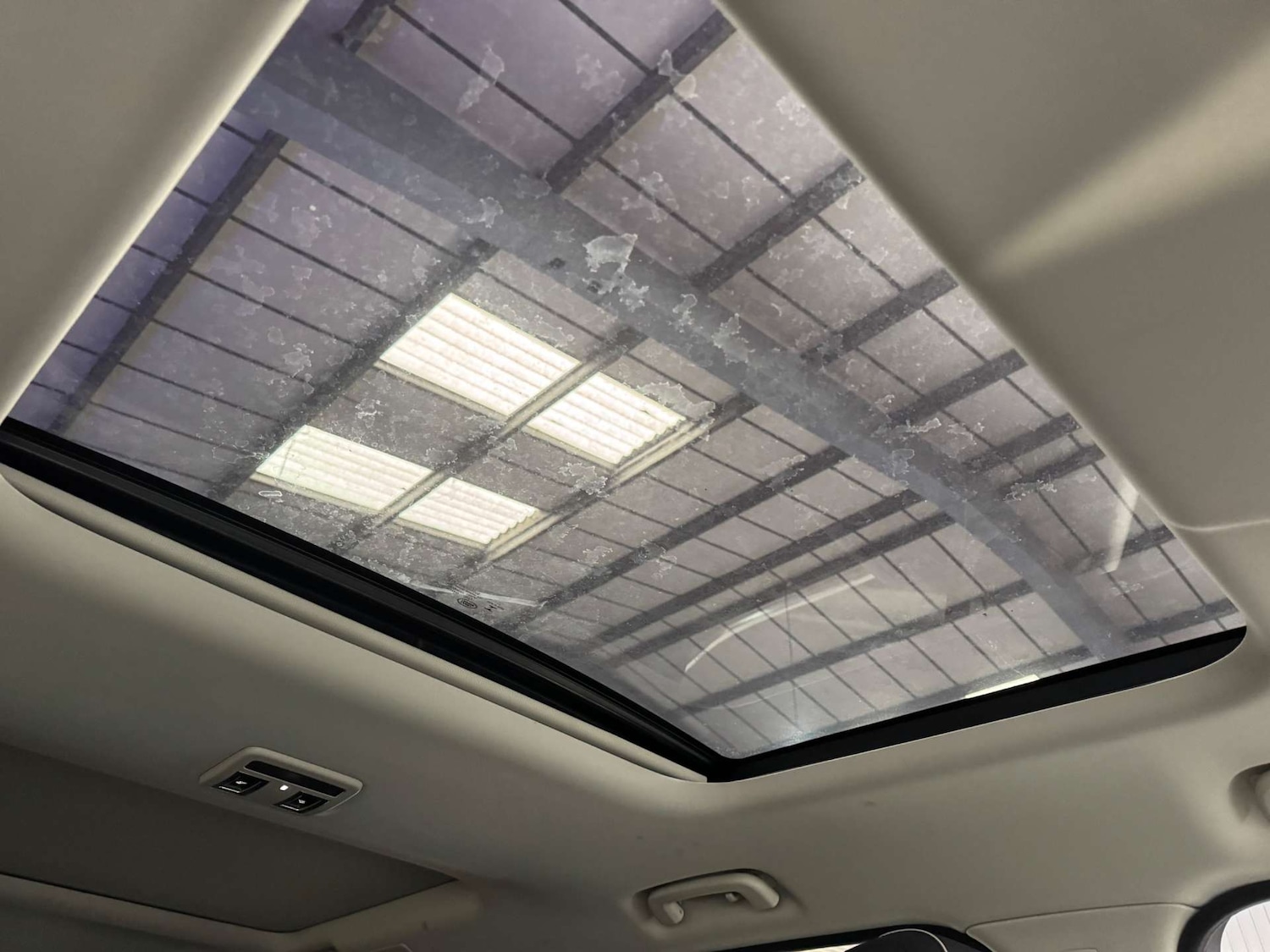 Used Land Rover Discovery 2017 for sale - 78003912: Photo 61