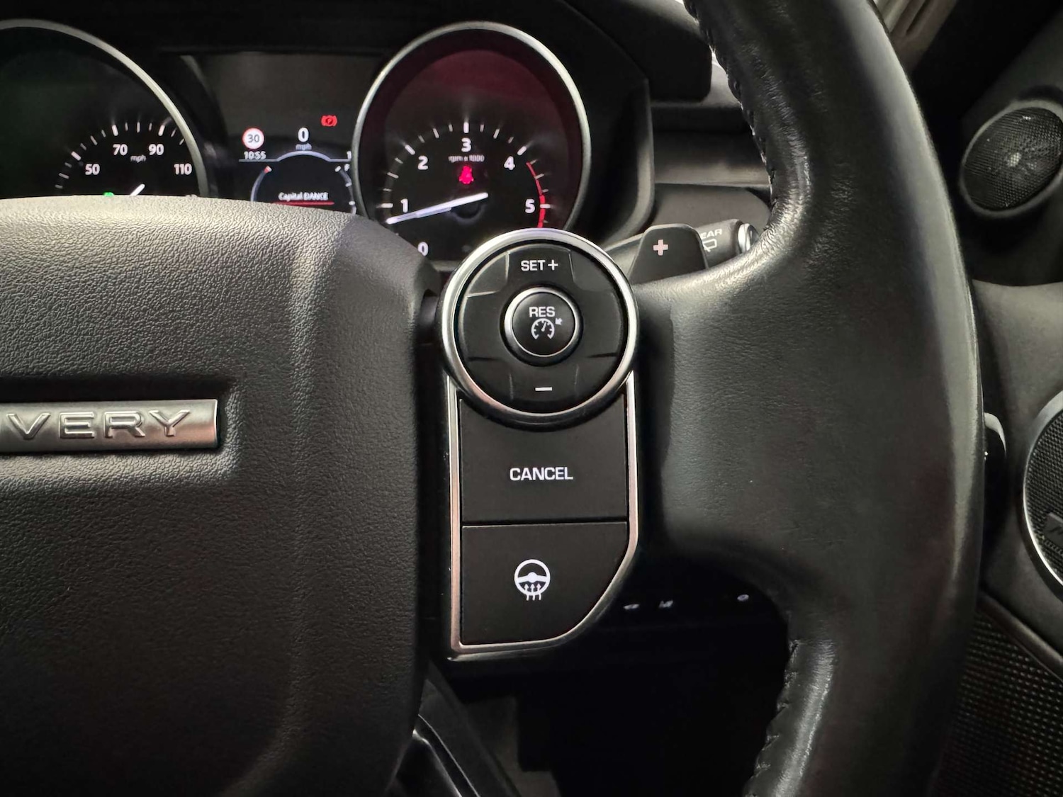 Used Land Rover Discovery 2017 for sale - 78003912: Photo 80