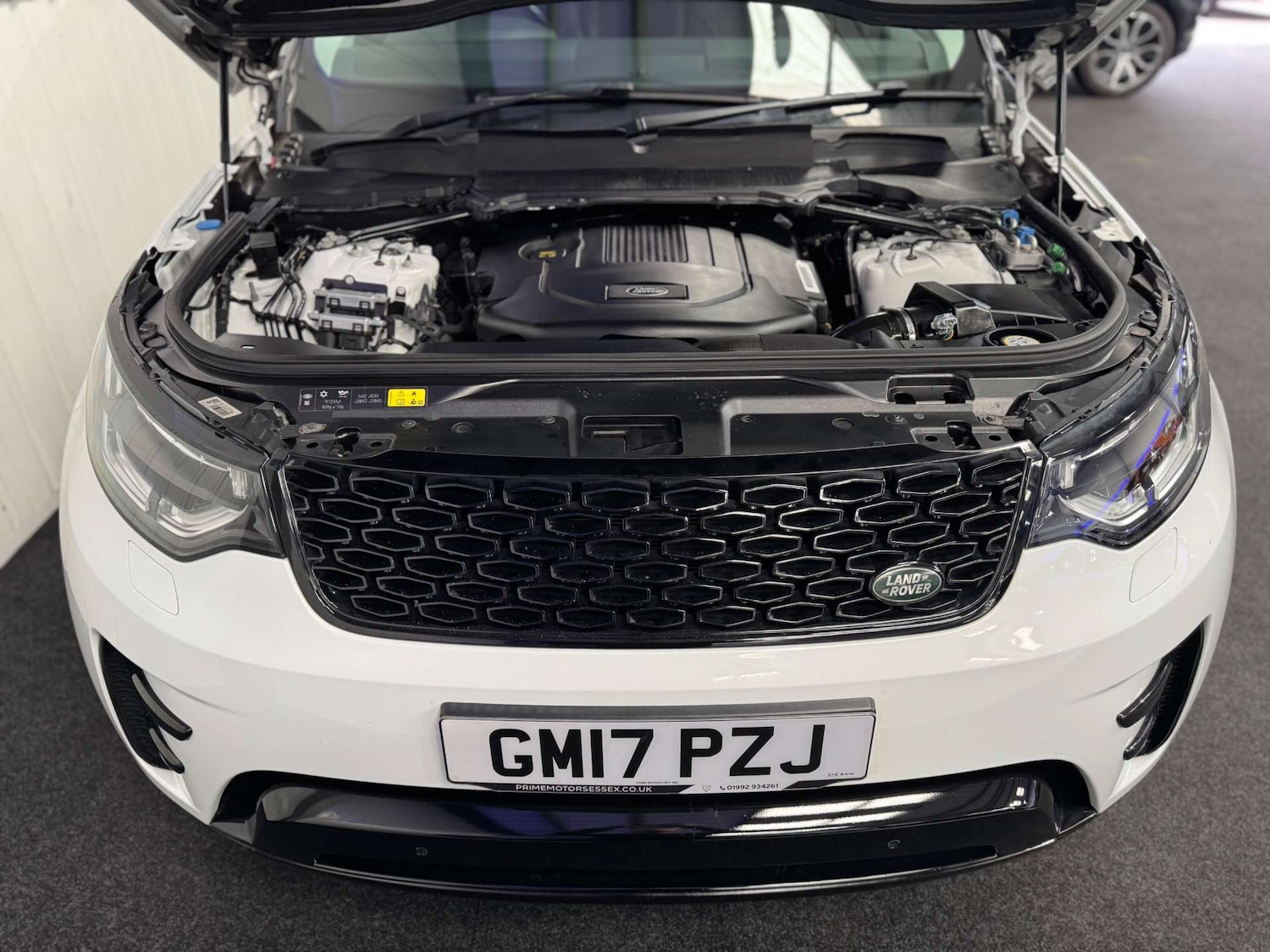 Used Land Rover Discovery 2017 for sale - 78003912: Photo 86