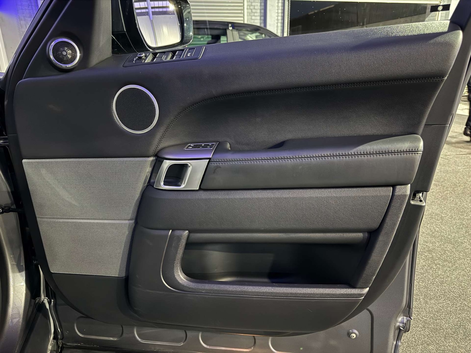 Used Land Rover Range Rover Sport 2017 for sale - 77342890: Photo 55