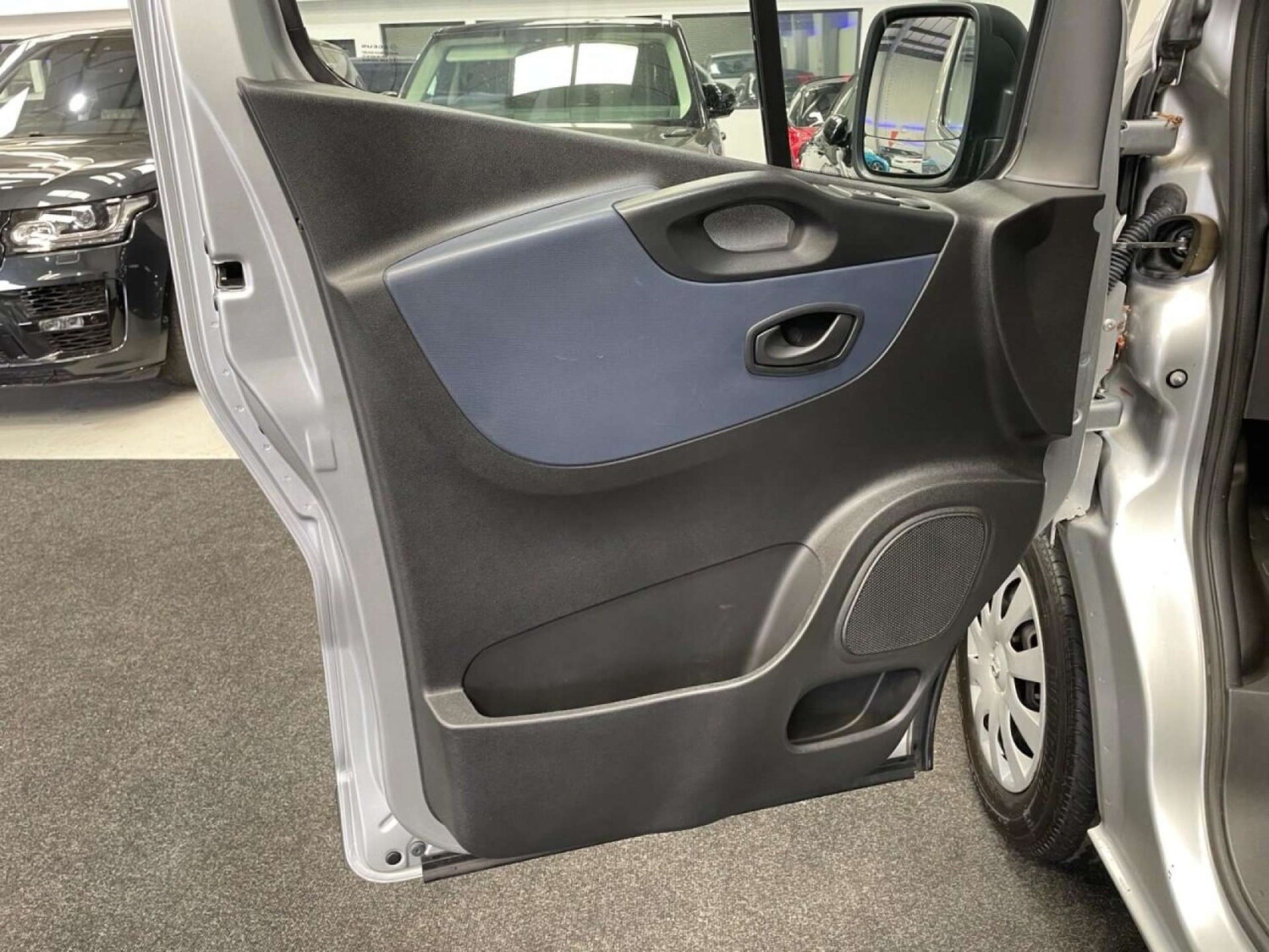Vehicle 28