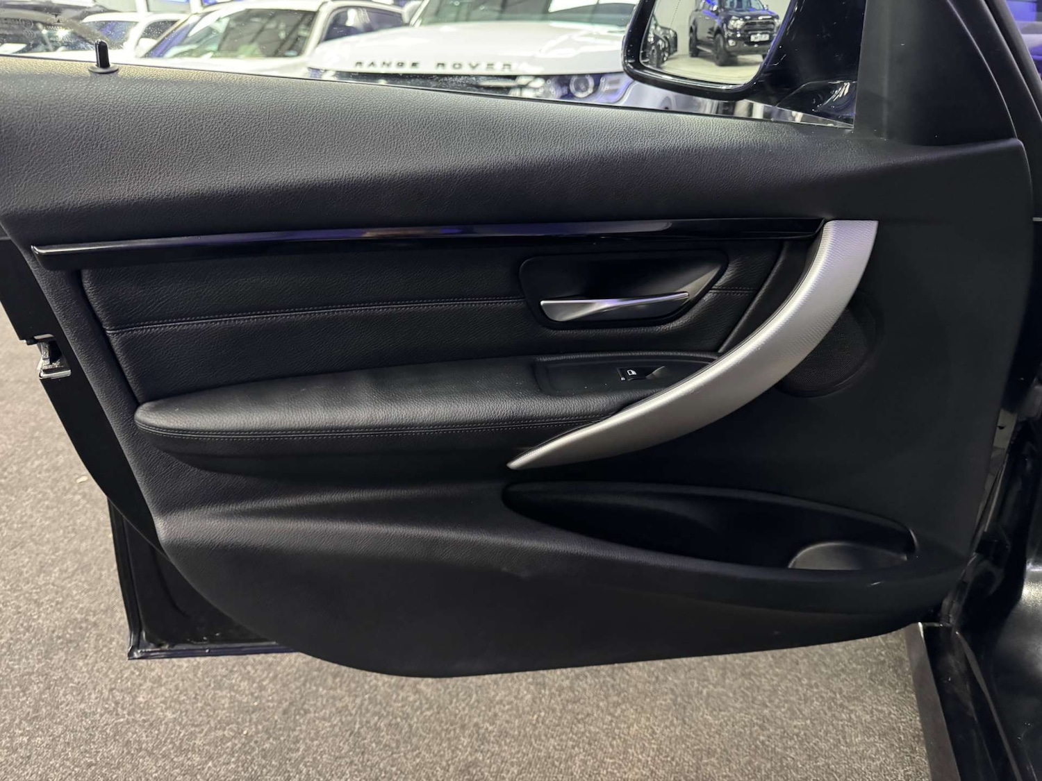 Used BMW 3 Series 2015 for sale - 76682728: Photo 33