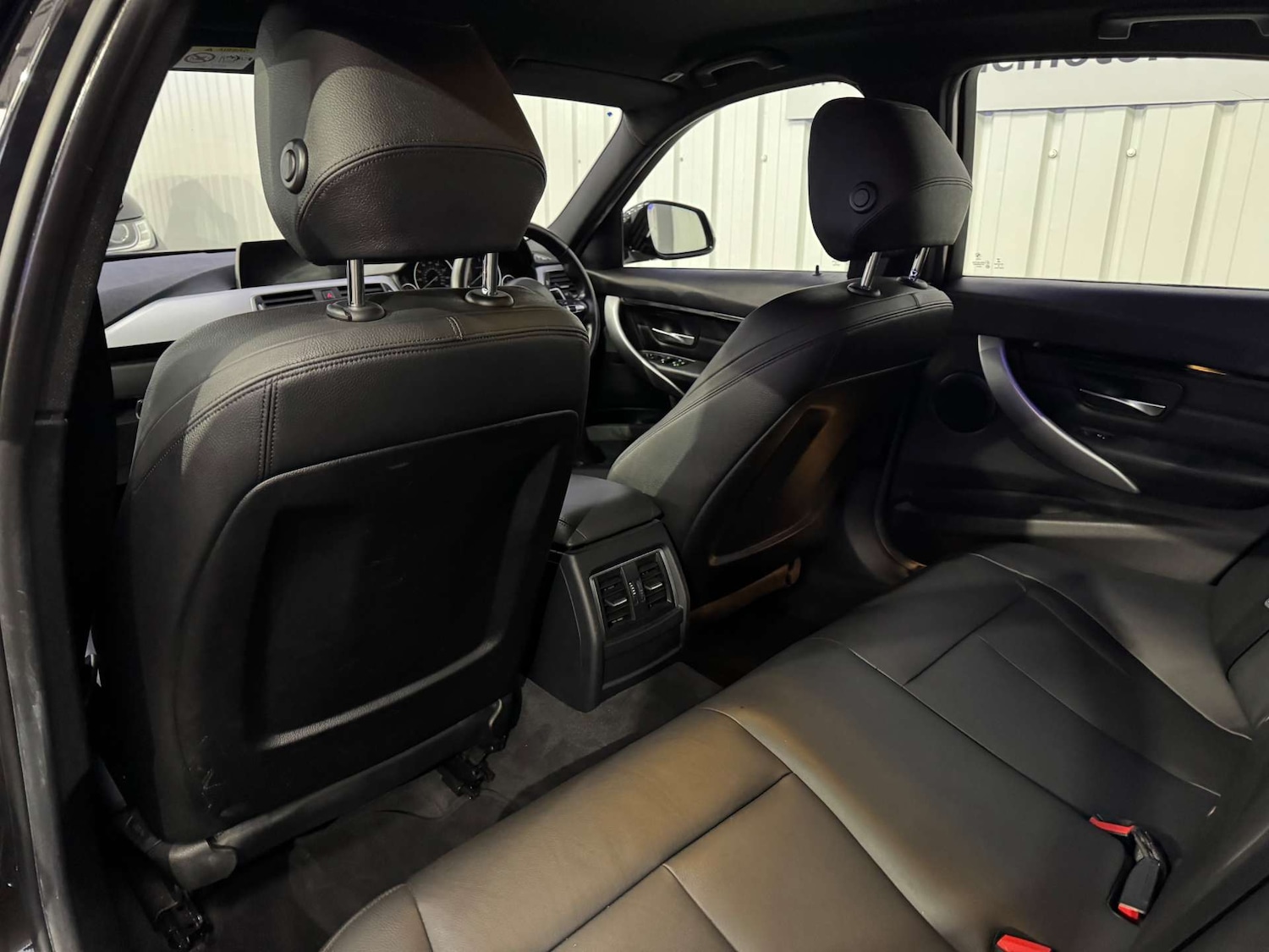 Used BMW 3 Series 2015 for sale - 76682728: Photo 37