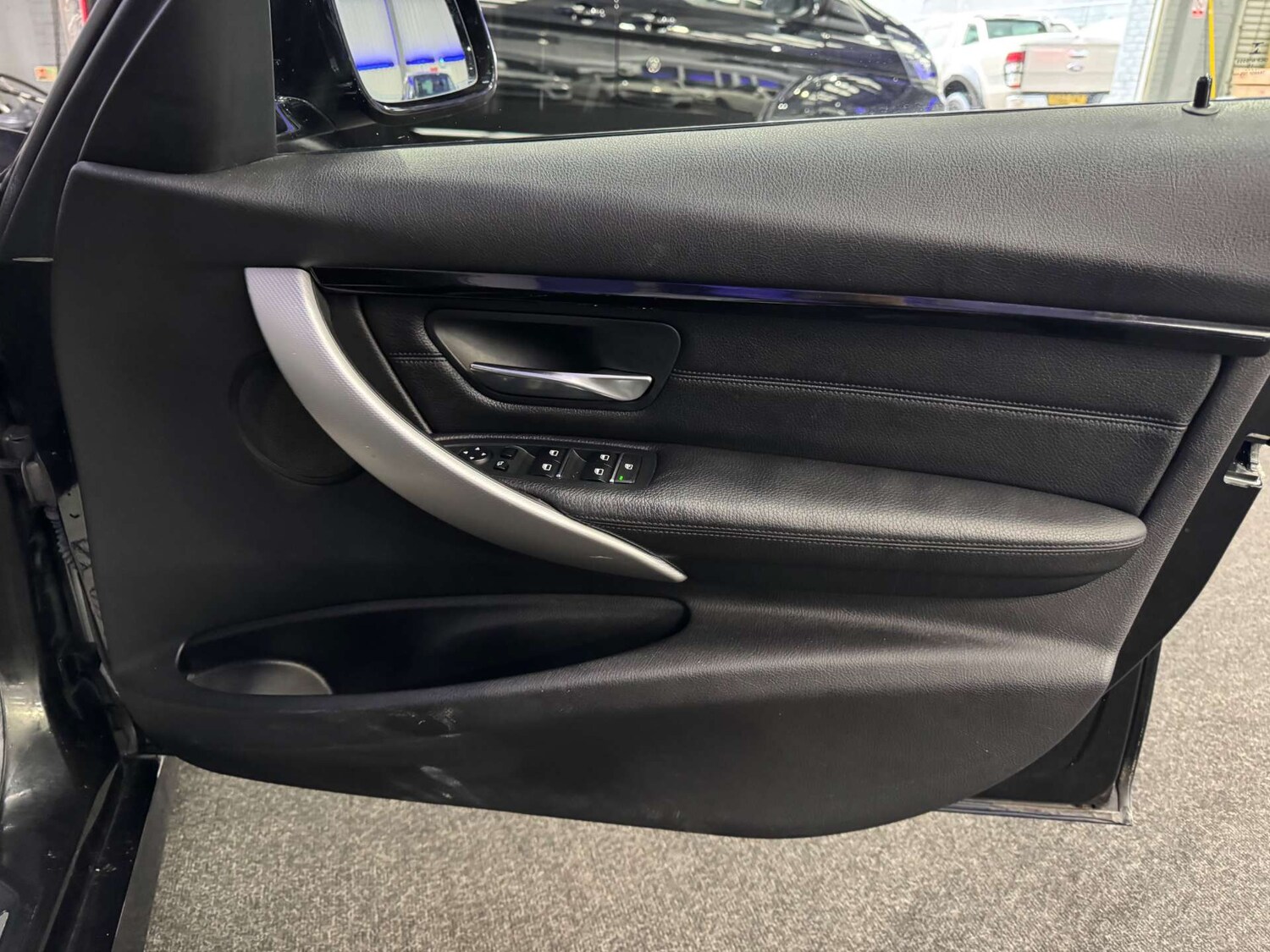 Used BMW 3 Series 2015 for sale - 76682728: Photo 50