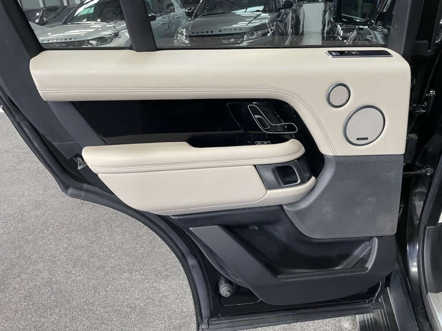 Used Land Rover Range Rover 2018 for sale - 77482409: Photo 29