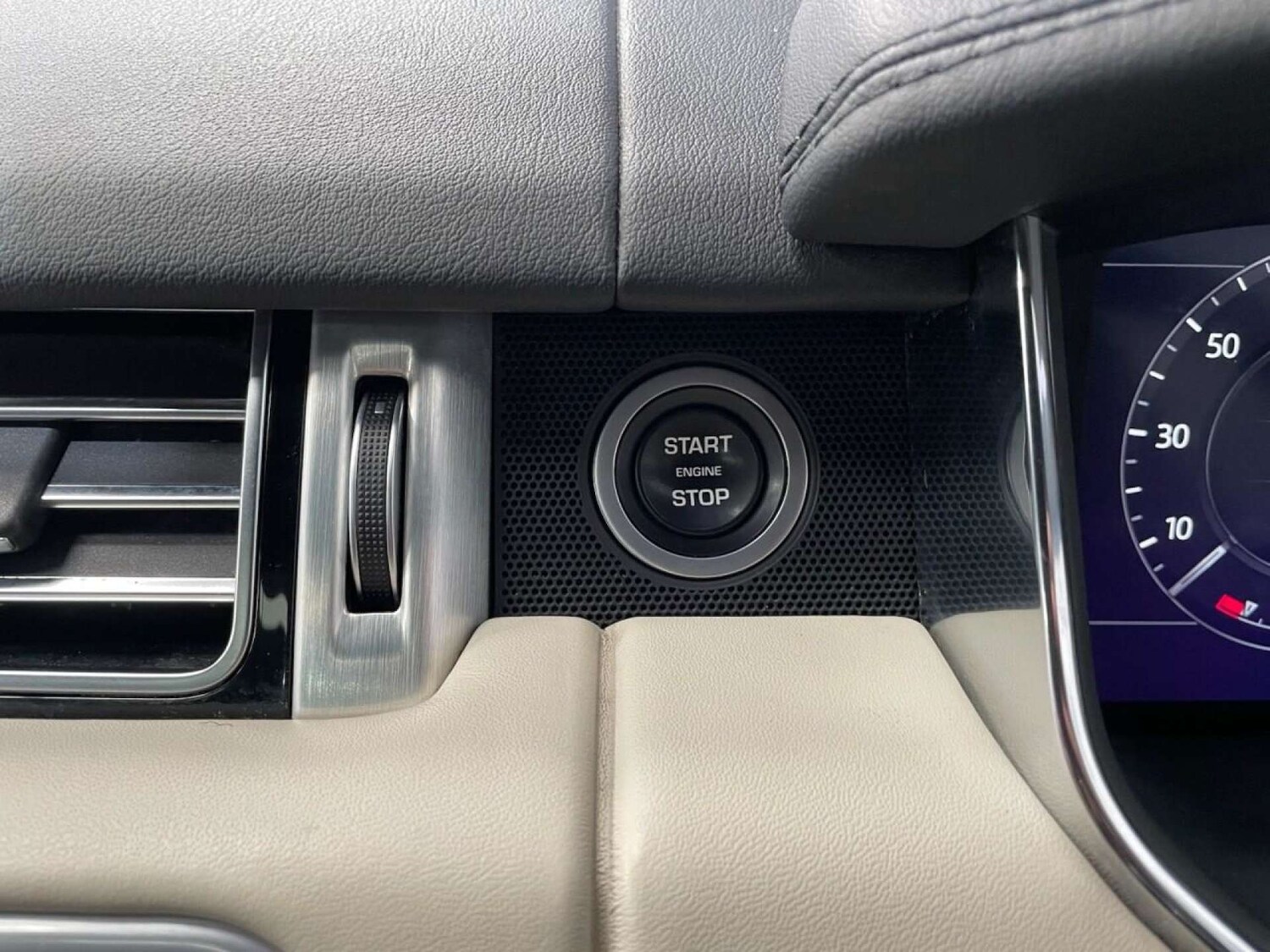 Used Land Rover Range Rover 2018 for sale - 77482409: Photo 47