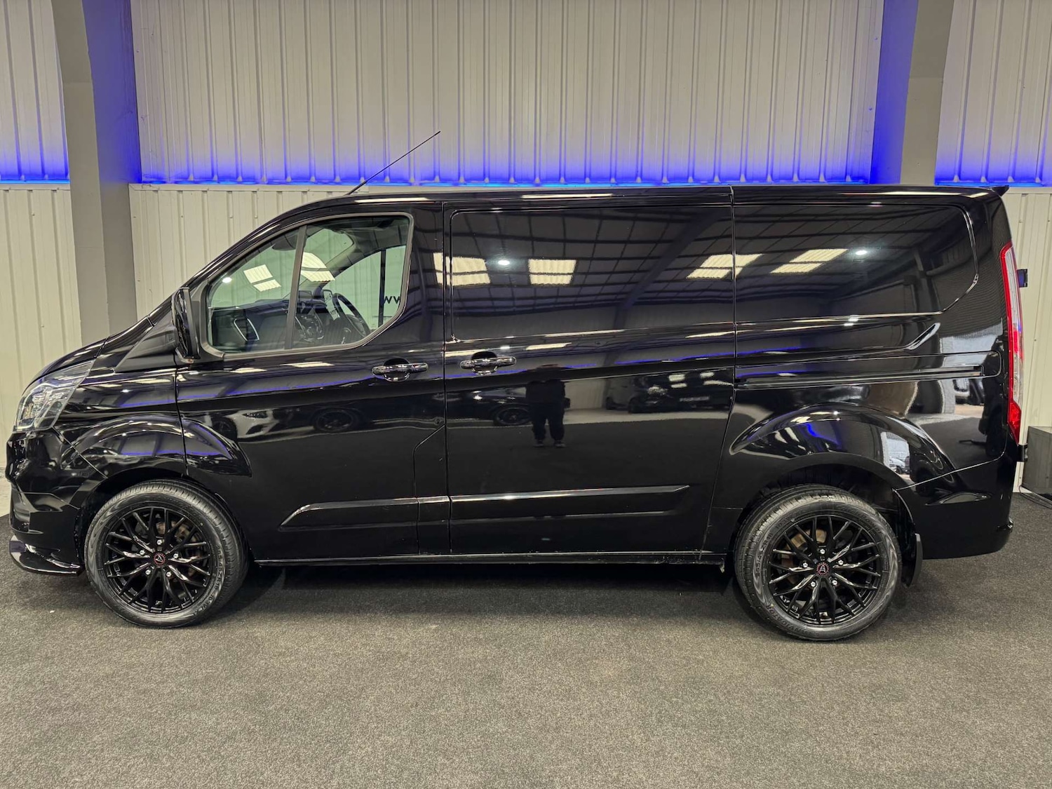 Used Ford Transit Custom 2020 for sale - 76558370: Photo 11
