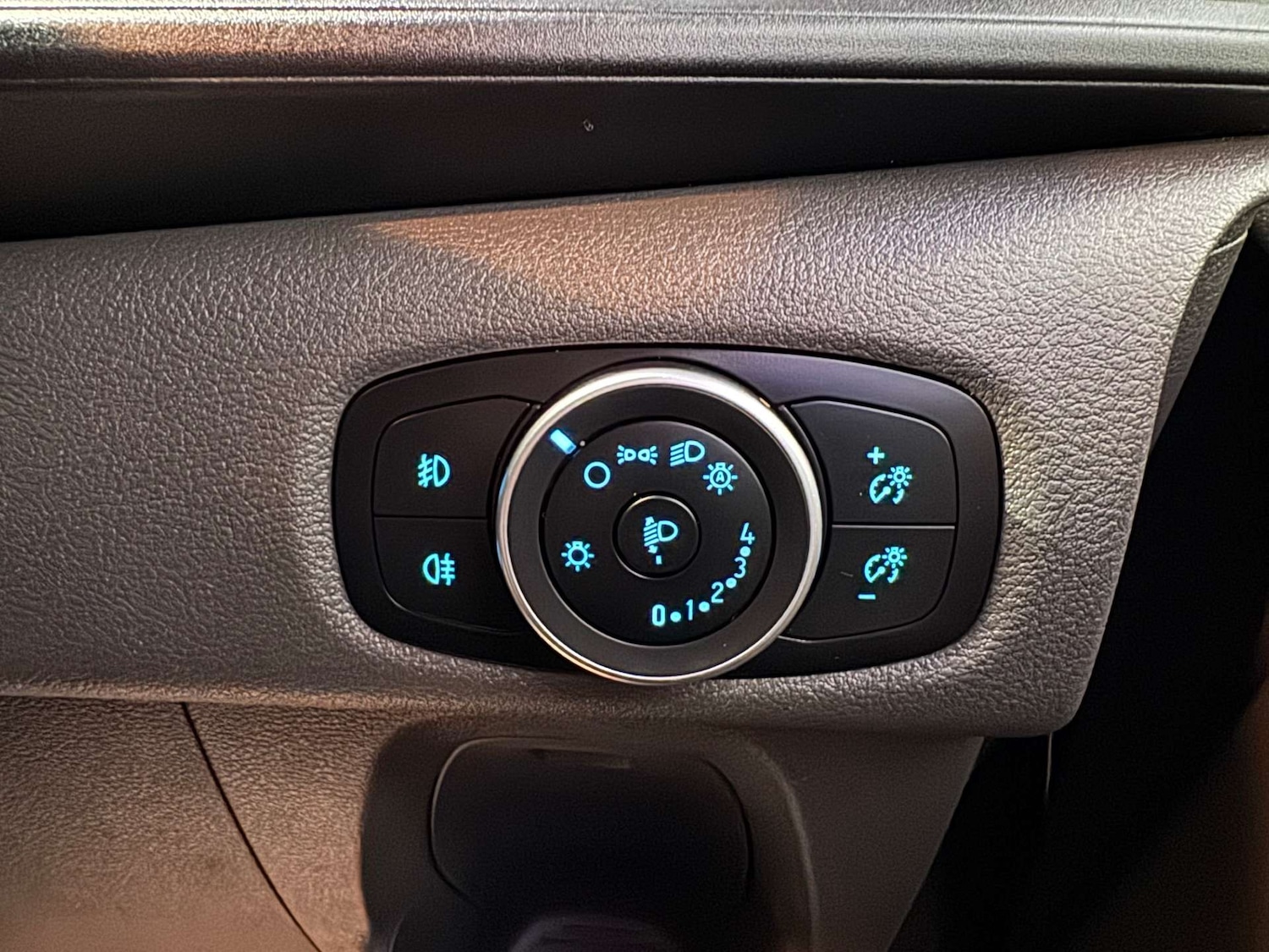 Used Ford Transit Custom 2020 for sale - 76558370: Photo 61