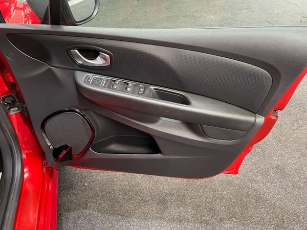 Used Renault Clio 2019 for sale - 76005395: Photo 30