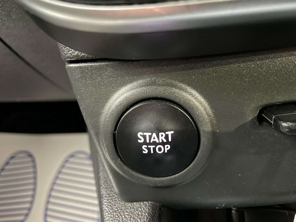Used Renault Clio 2019 for sale - 76005395: Photo 33