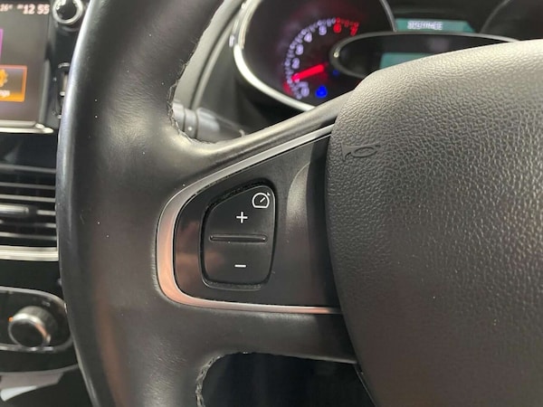 Used Renault Clio 2019 for sale - 76005395: Photo 39