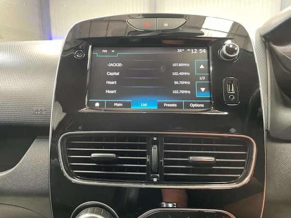 Used Renault Clio 2019 for sale - 76005395: Photo 41