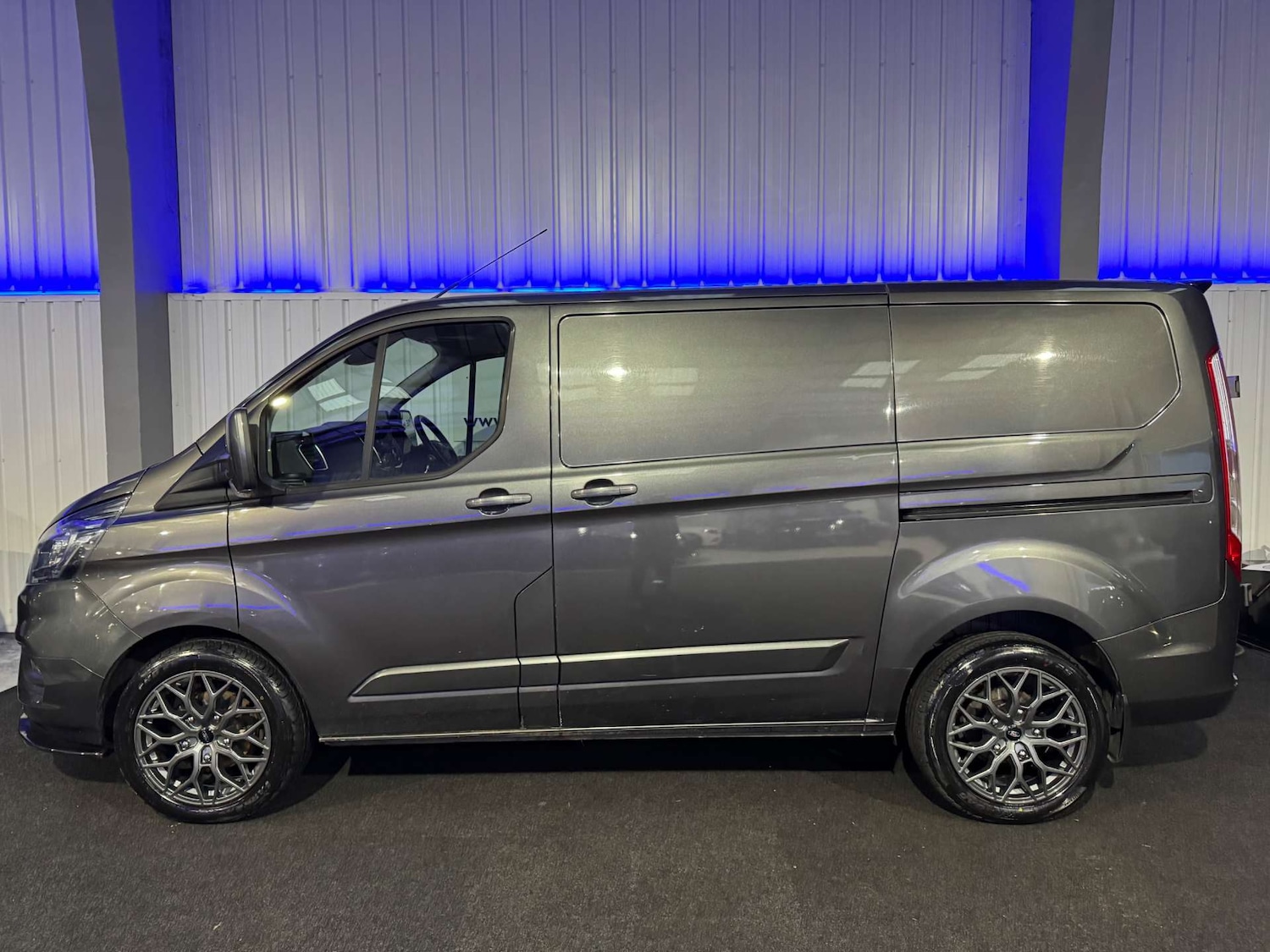 Used Ford Transit Custom 2019 for sale - 77283197: Photo 11