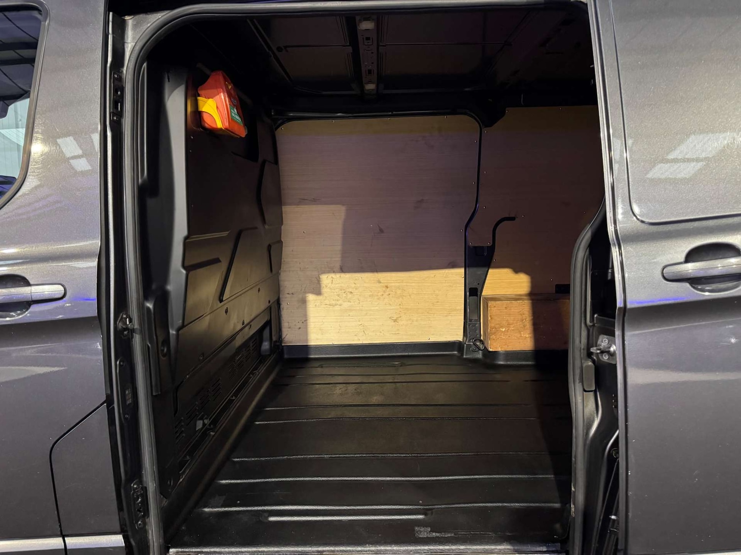 Used Ford Transit Custom 2019 for sale - 77283197: Photo 32