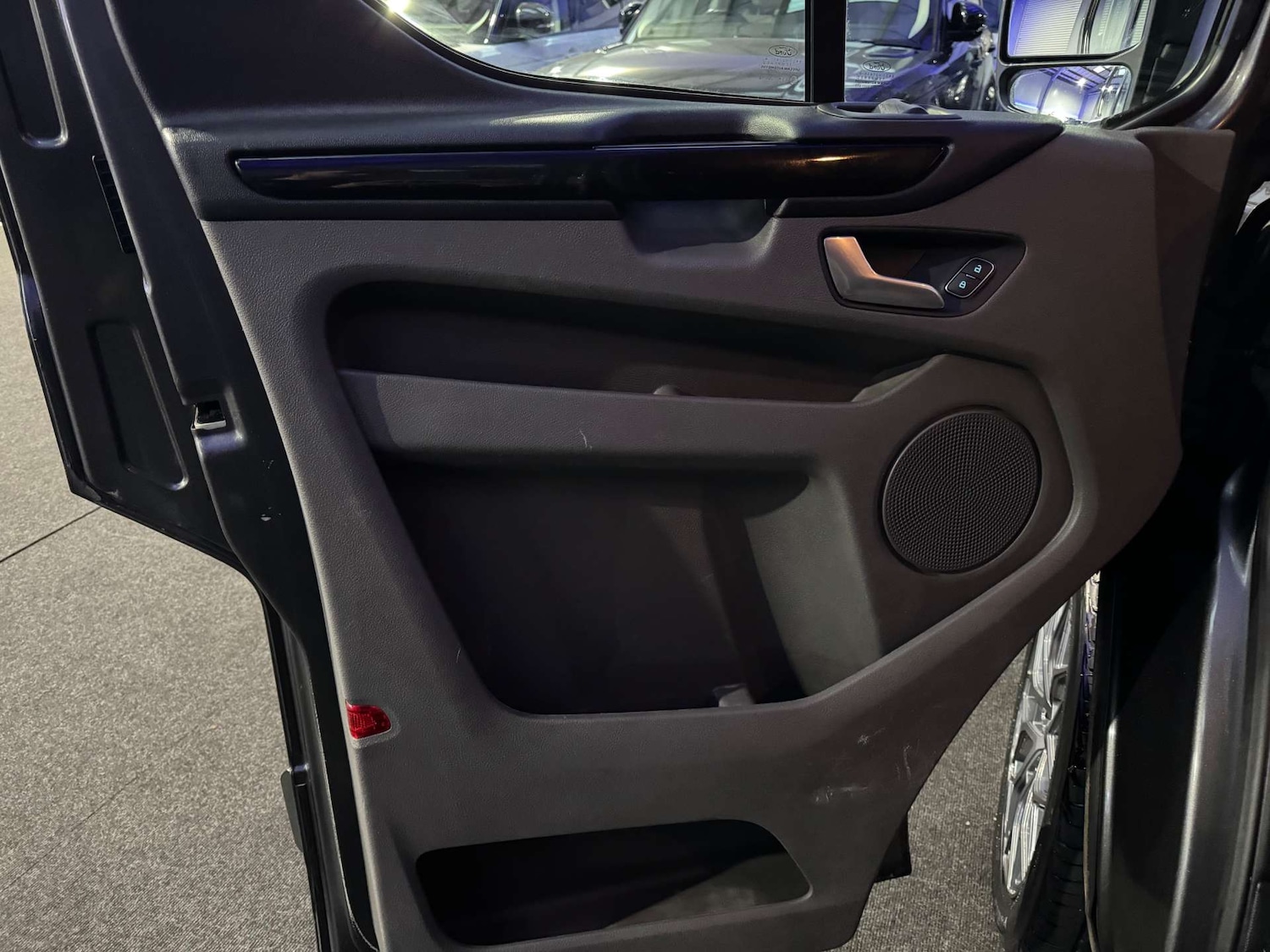 Used Ford Transit Custom 2019 for sale - 77283197: Photo 36