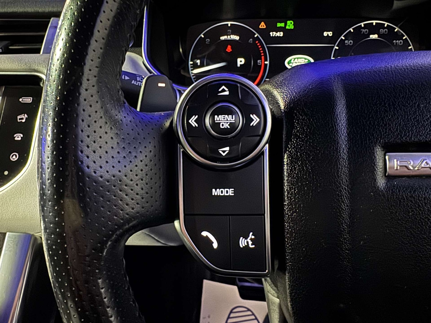 Used Land Rover Range Rover Sport 2015 for sale - 77170327: Photo 76