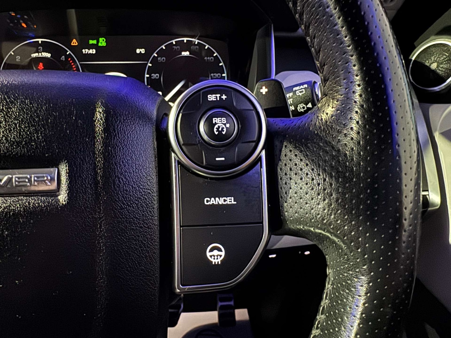 Used Land Rover Range Rover Sport 2015 for sale - 77170327: Photo 77