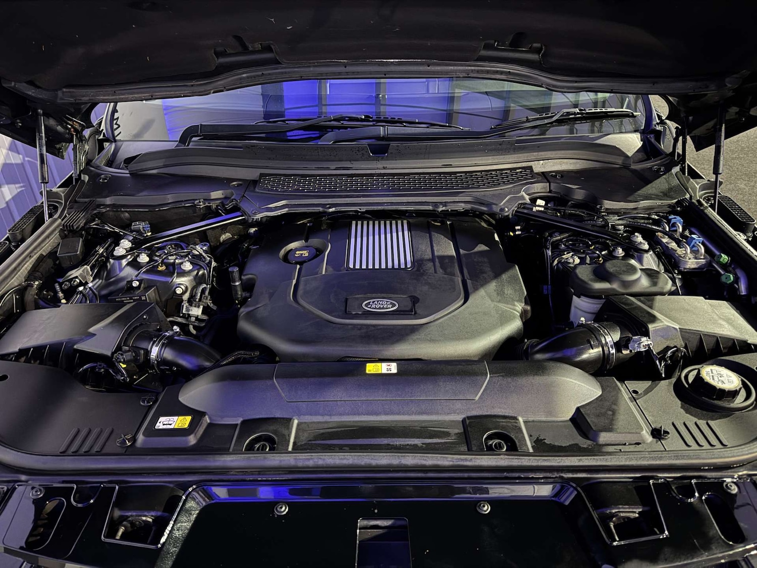 Used Land Rover Range Rover Sport 2015 for sale - 77170327: Photo 83