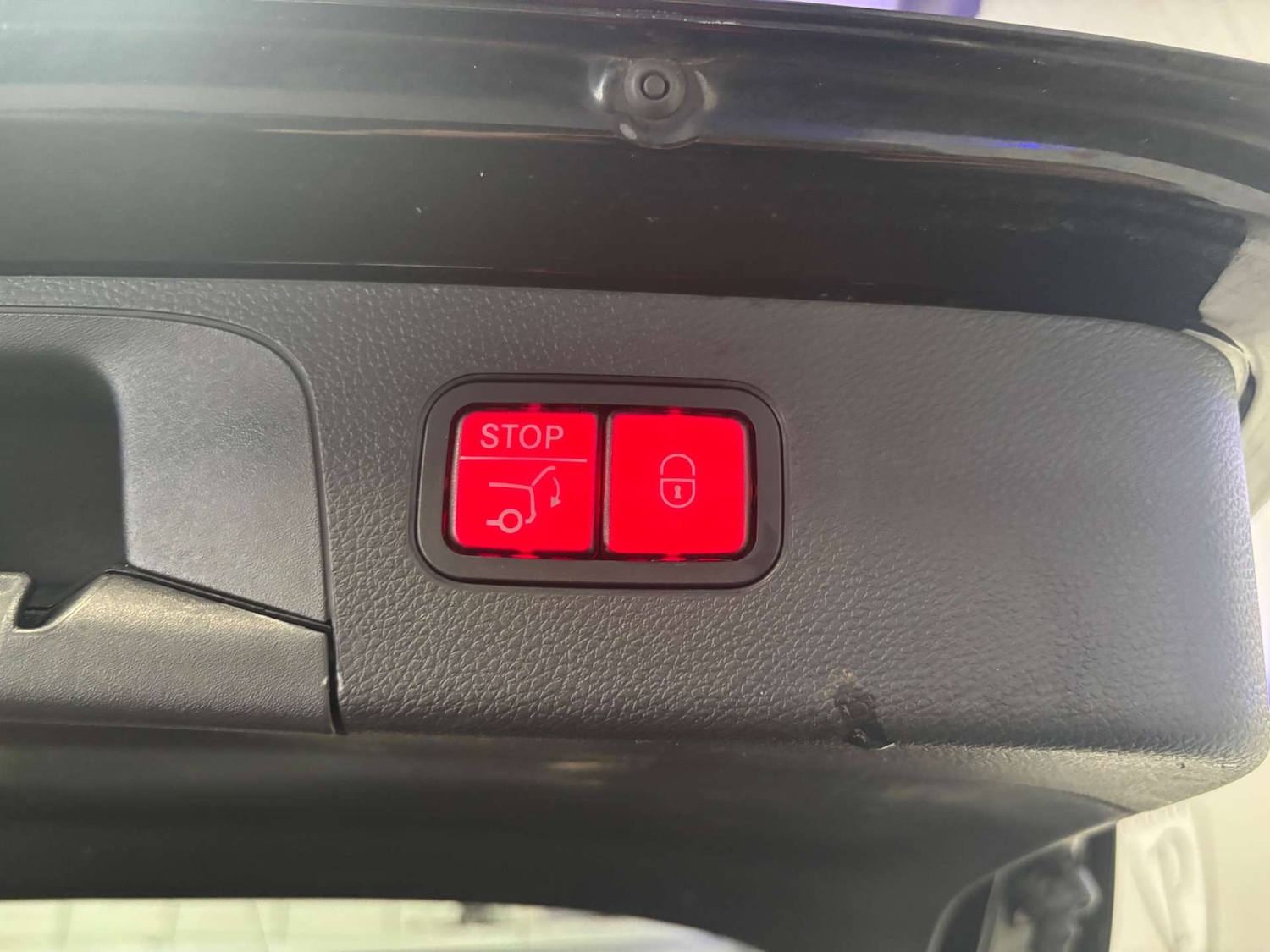 Used Mercedes-Benz GLC 2019 for sale - 76340733: Photo 20