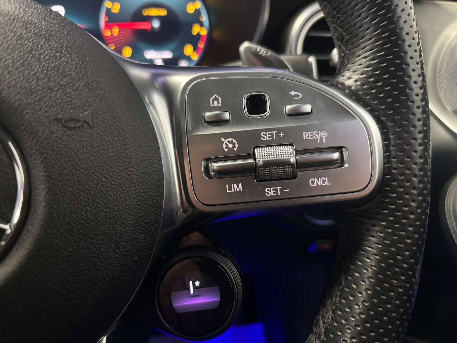 Used Mercedes-Benz GLC 2019 for sale - 76340733: Photo 74