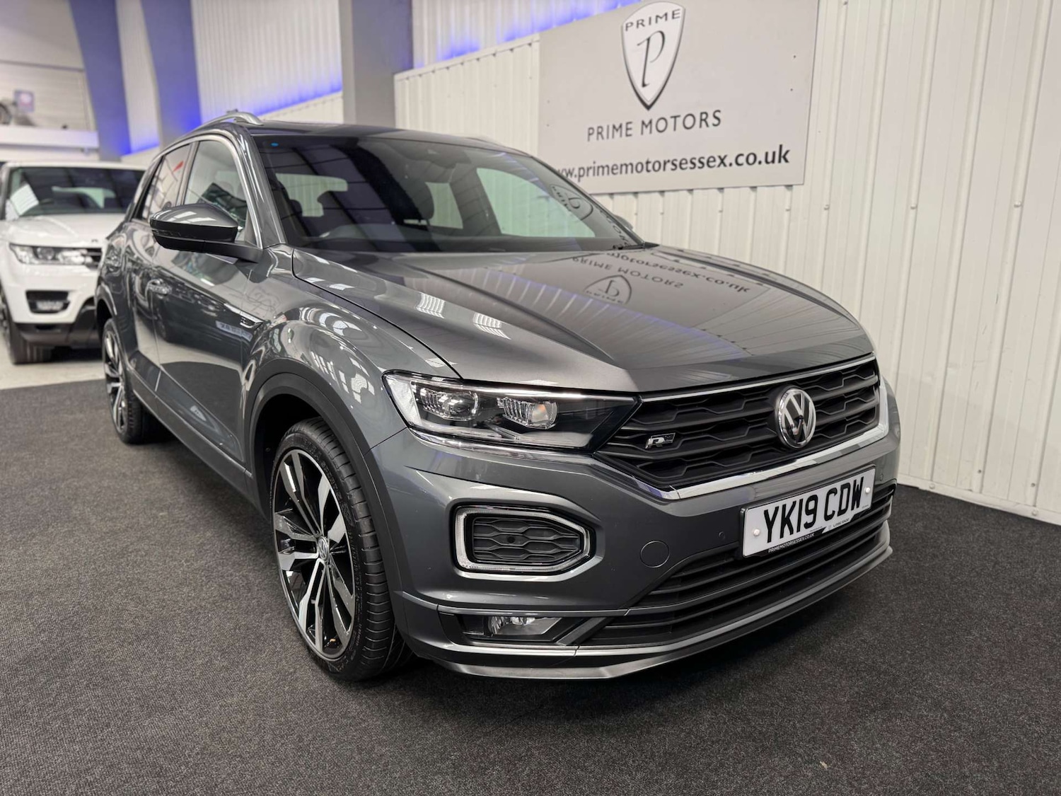 Used Volkswagen T-Roc 2019 for sale - 77778185: Photo 2
