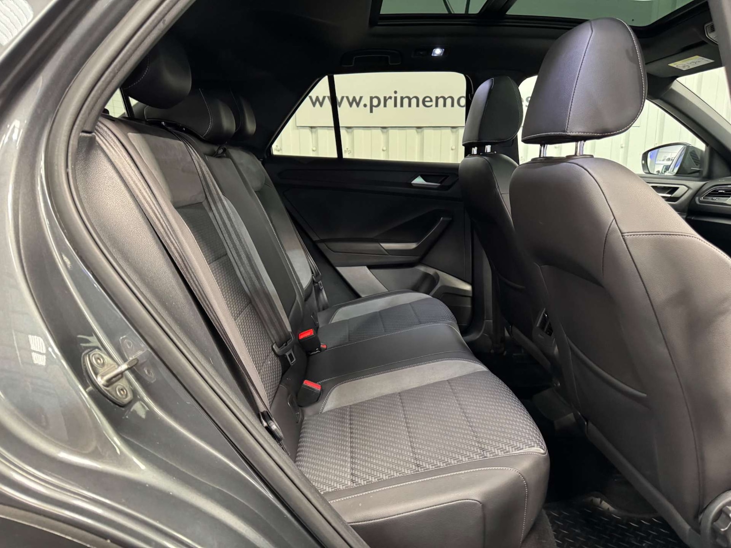 Used Volkswagen T-Roc 2019 for sale - 77778185: Photo 44