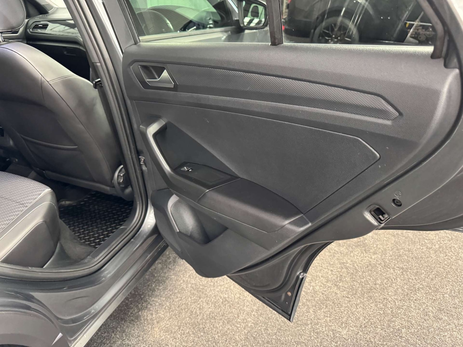 Used Volkswagen T-Roc 2019 for sale - 77778185: Photo 46