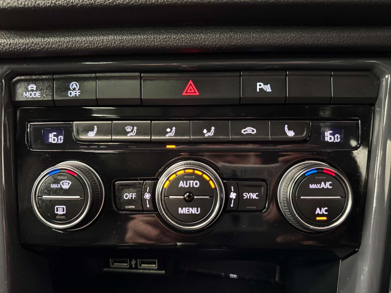 Used Volkswagen T-Roc 2019 for sale - 77778185: Photo 64