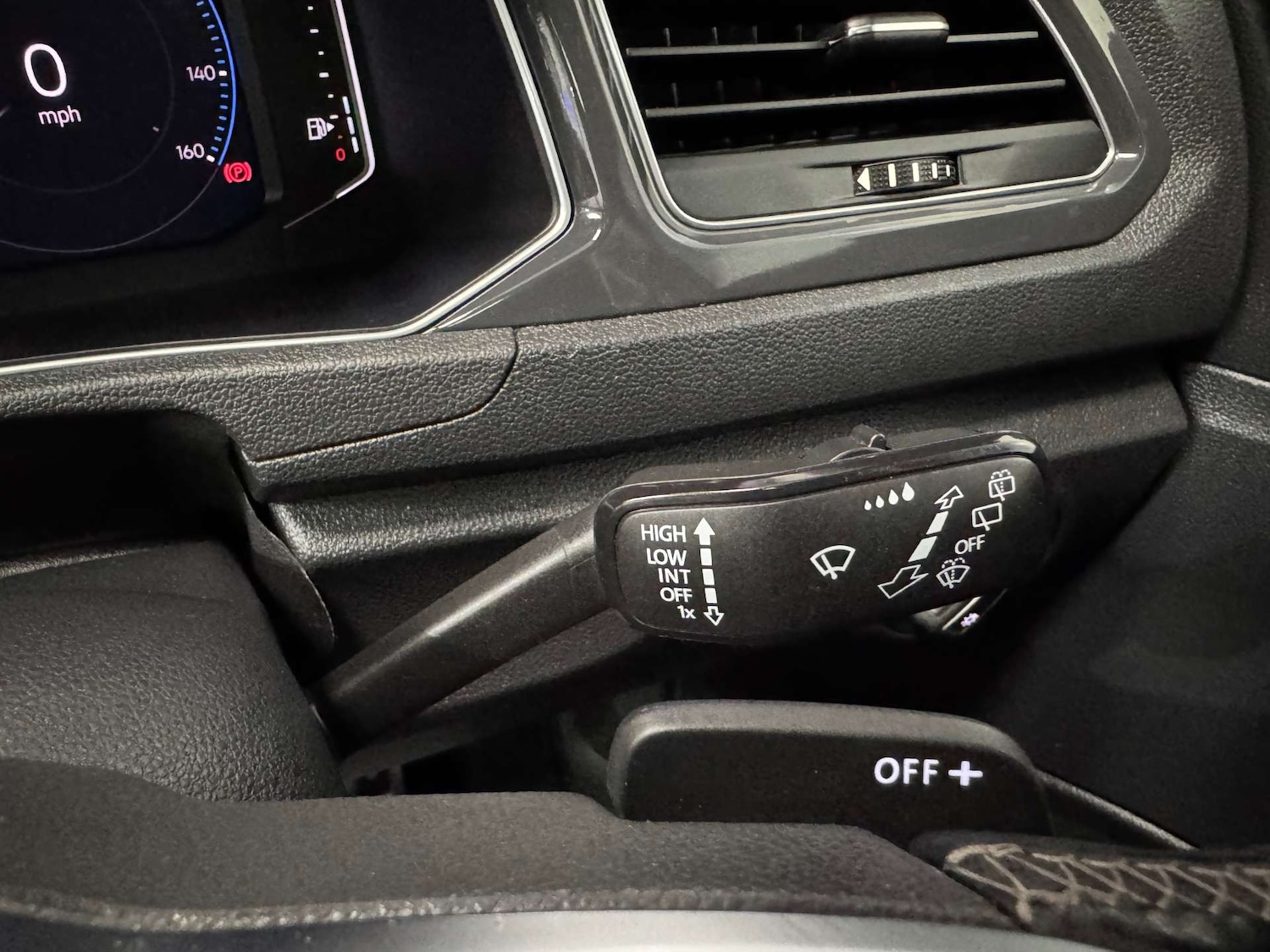 Used Volkswagen T-Roc 2019 for sale - 77778185: Photo 73