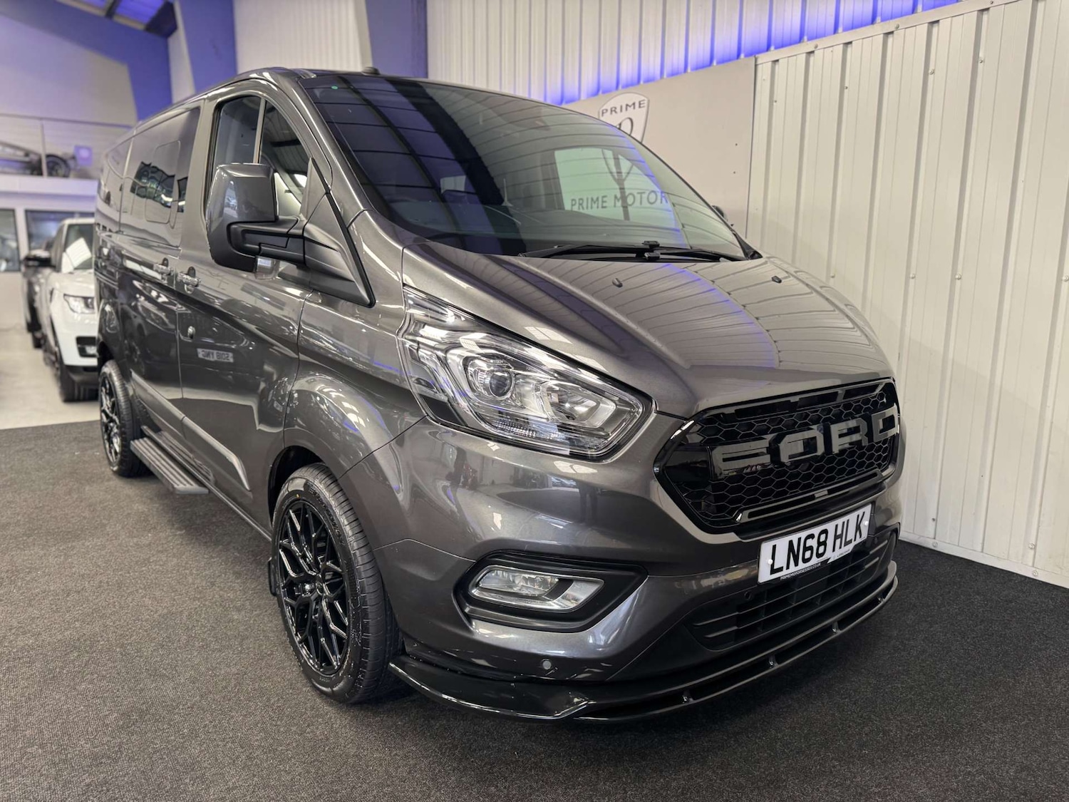 Used Ford Tourneo Custom 2018 for sale - 78083539: Photo 2