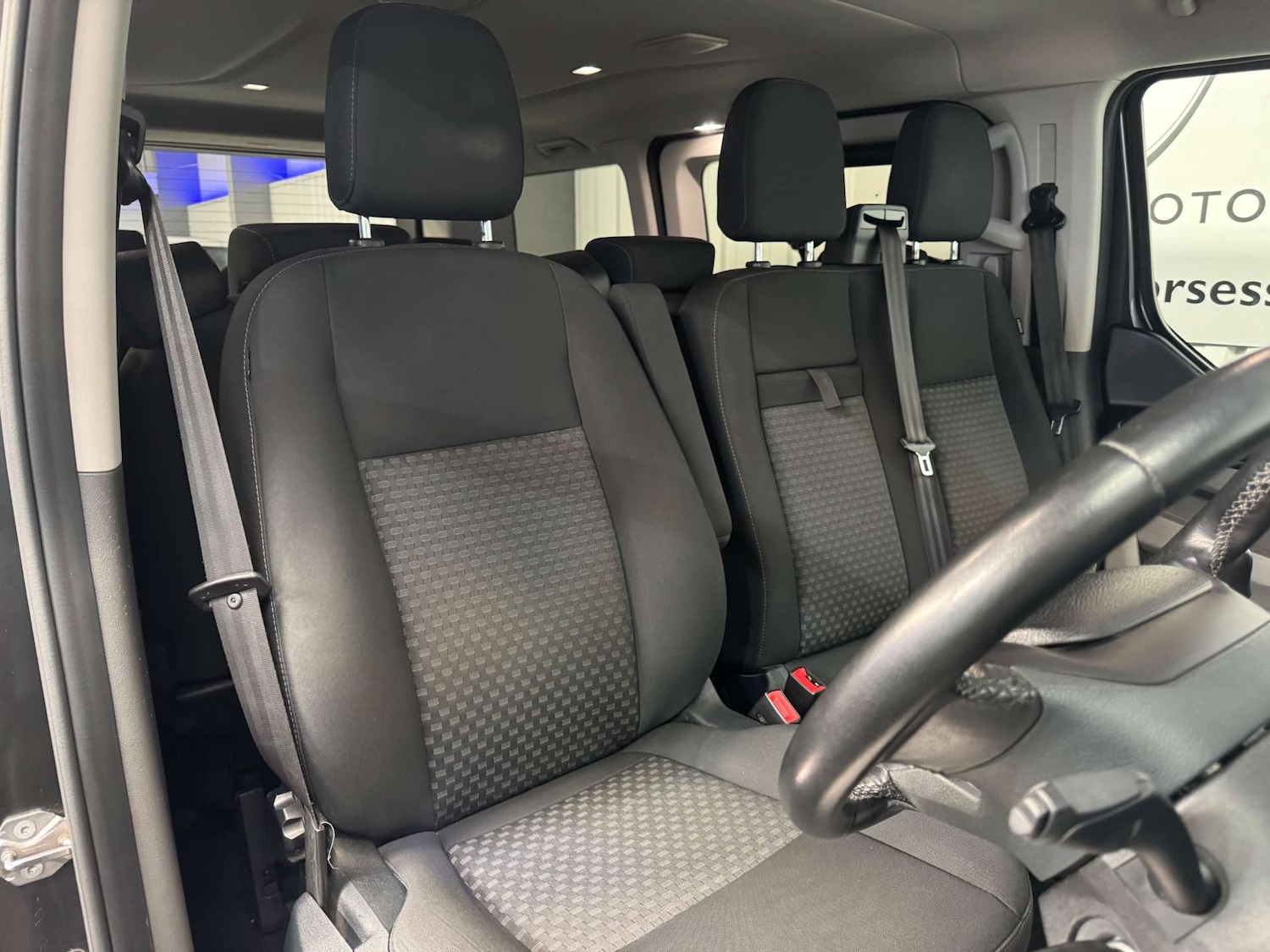 Used Ford Tourneo Custom 2018 for sale - 78083539: Photo 43