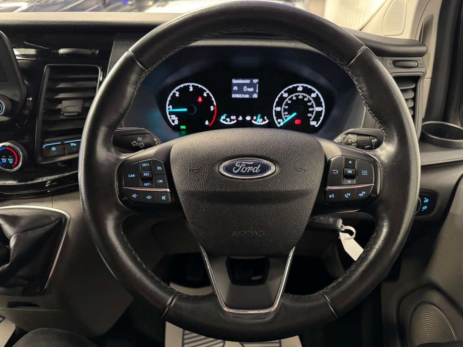 Used Ford Tourneo Custom 2018 for sale - 78083539: Photo 61