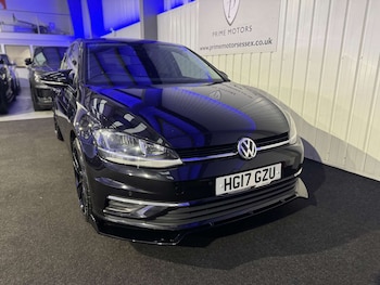 Used Volkswagen Golf 2017 for sale - 77417583: Photo