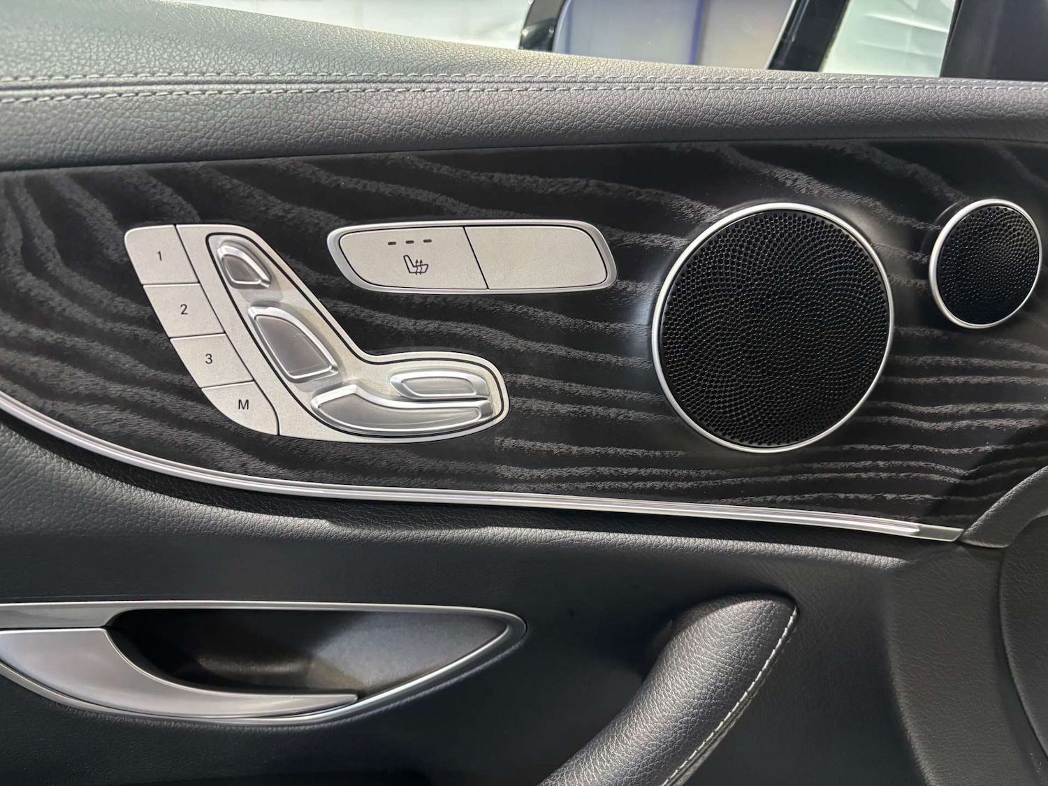 Used Mercedes-Benz E Class 2020 for sale - 76601312: Photo 34