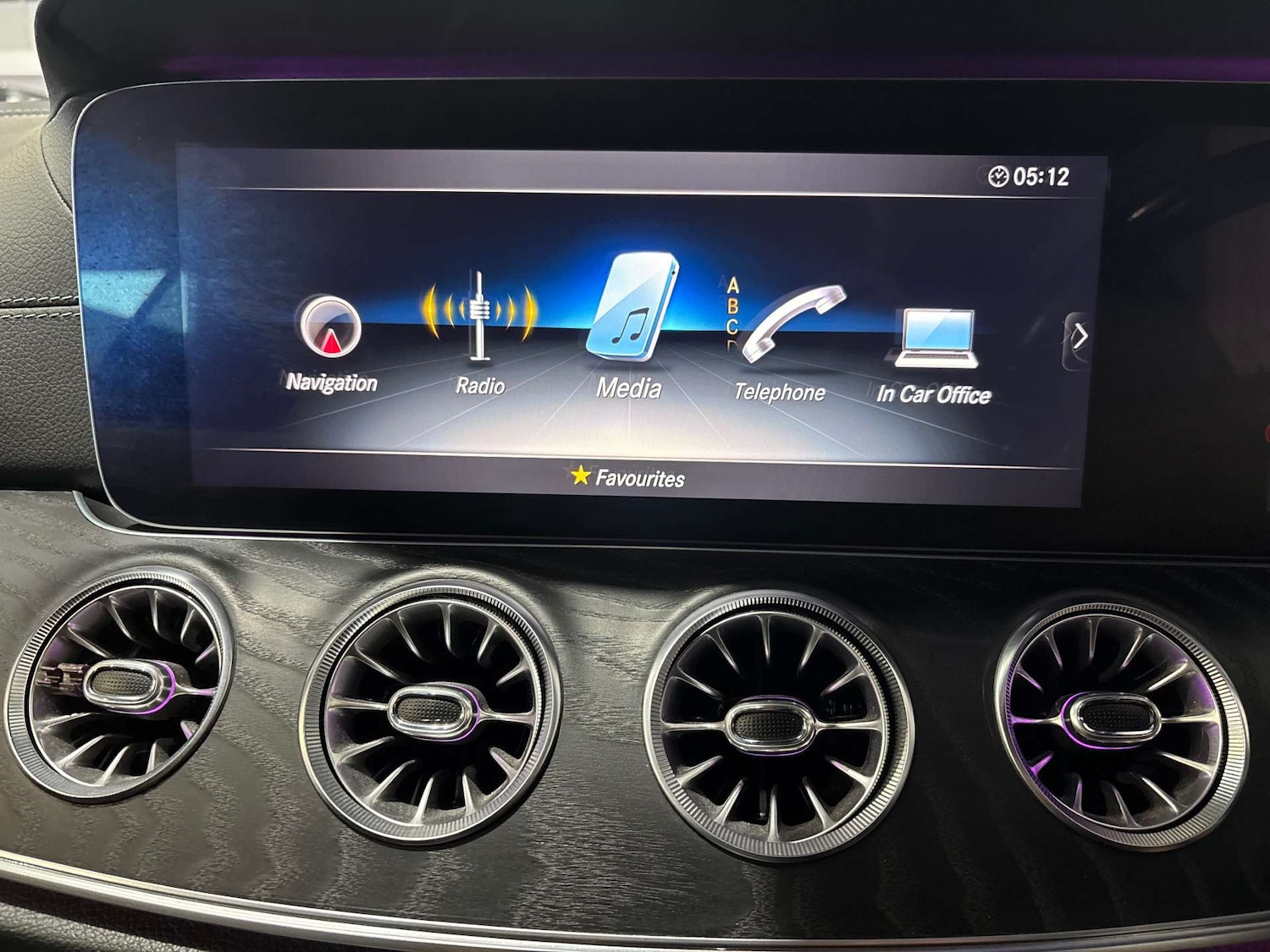 Used Mercedes-Benz E Class 2020 for sale - 76601312: Photo 42