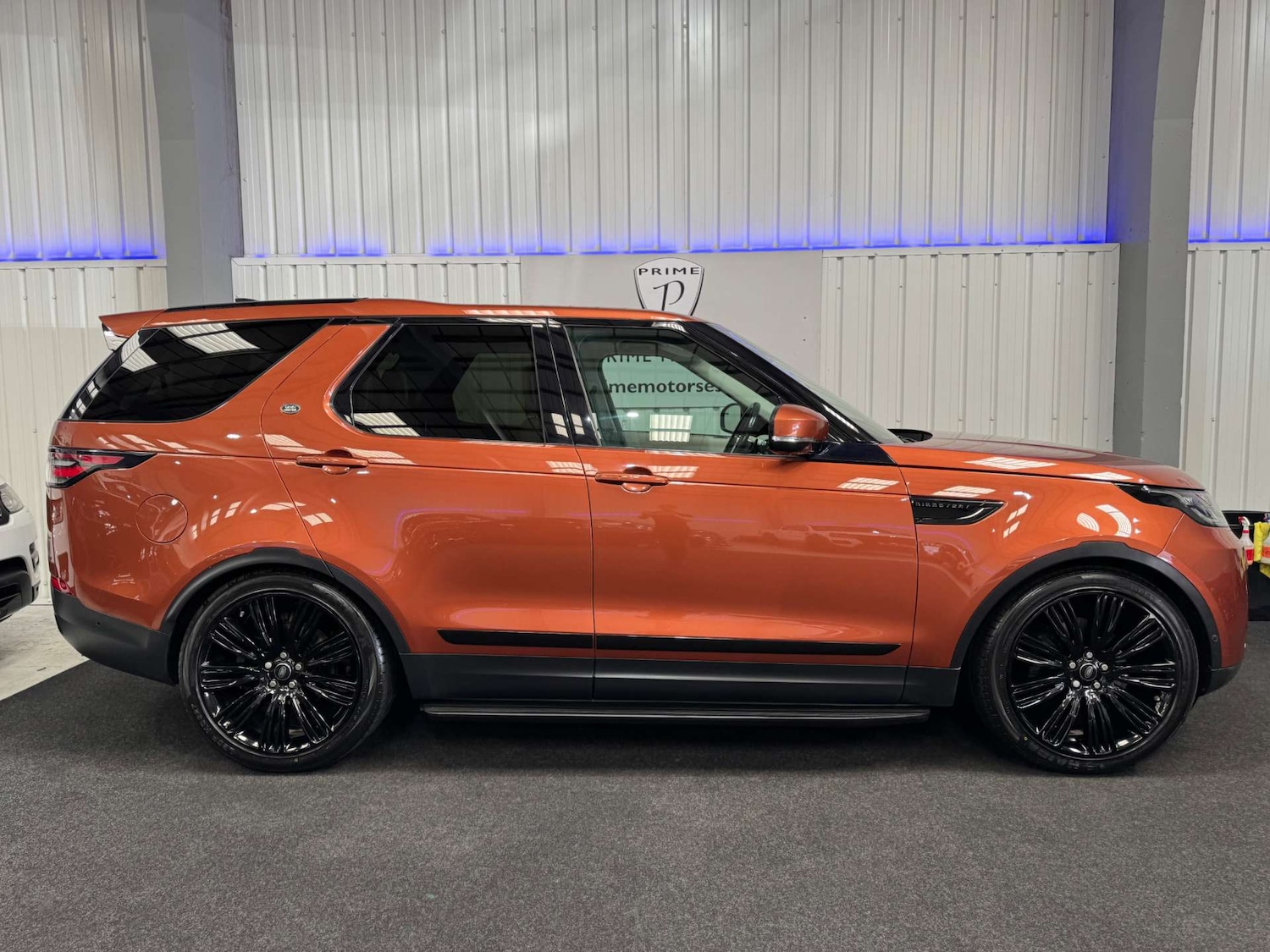 Used Land Rover Discovery 2019 for sale - 77833254: Photo 25