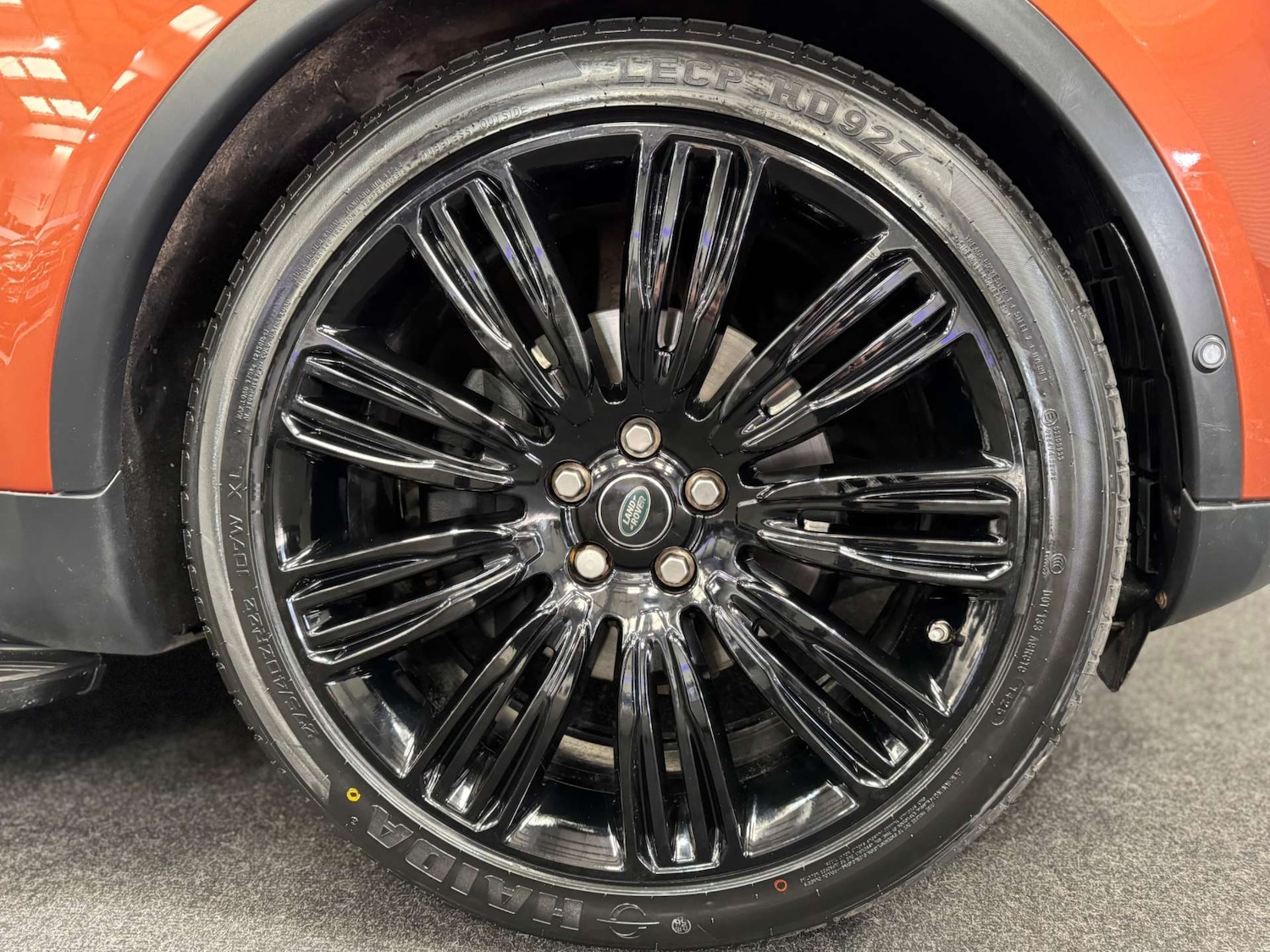 Used Land Rover Discovery 2019 for sale - 77833254: Photo 29