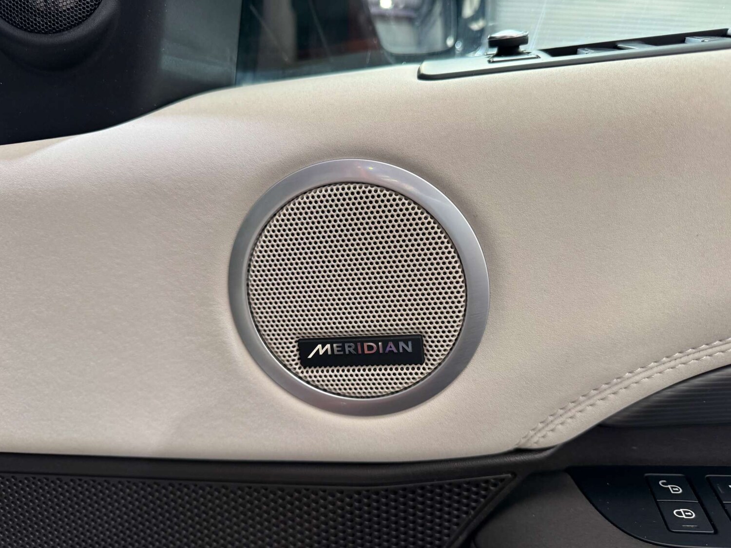 Used Land Rover Discovery 2019 for sale - 77833254: Photo 58