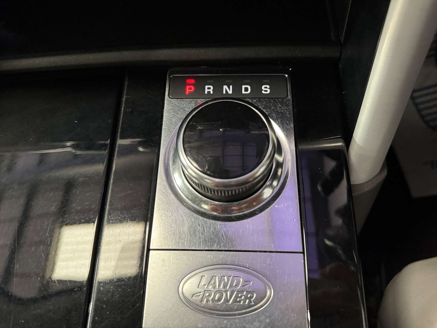 Used Land Rover Discovery 2019 for sale - 77833254: Photo 75