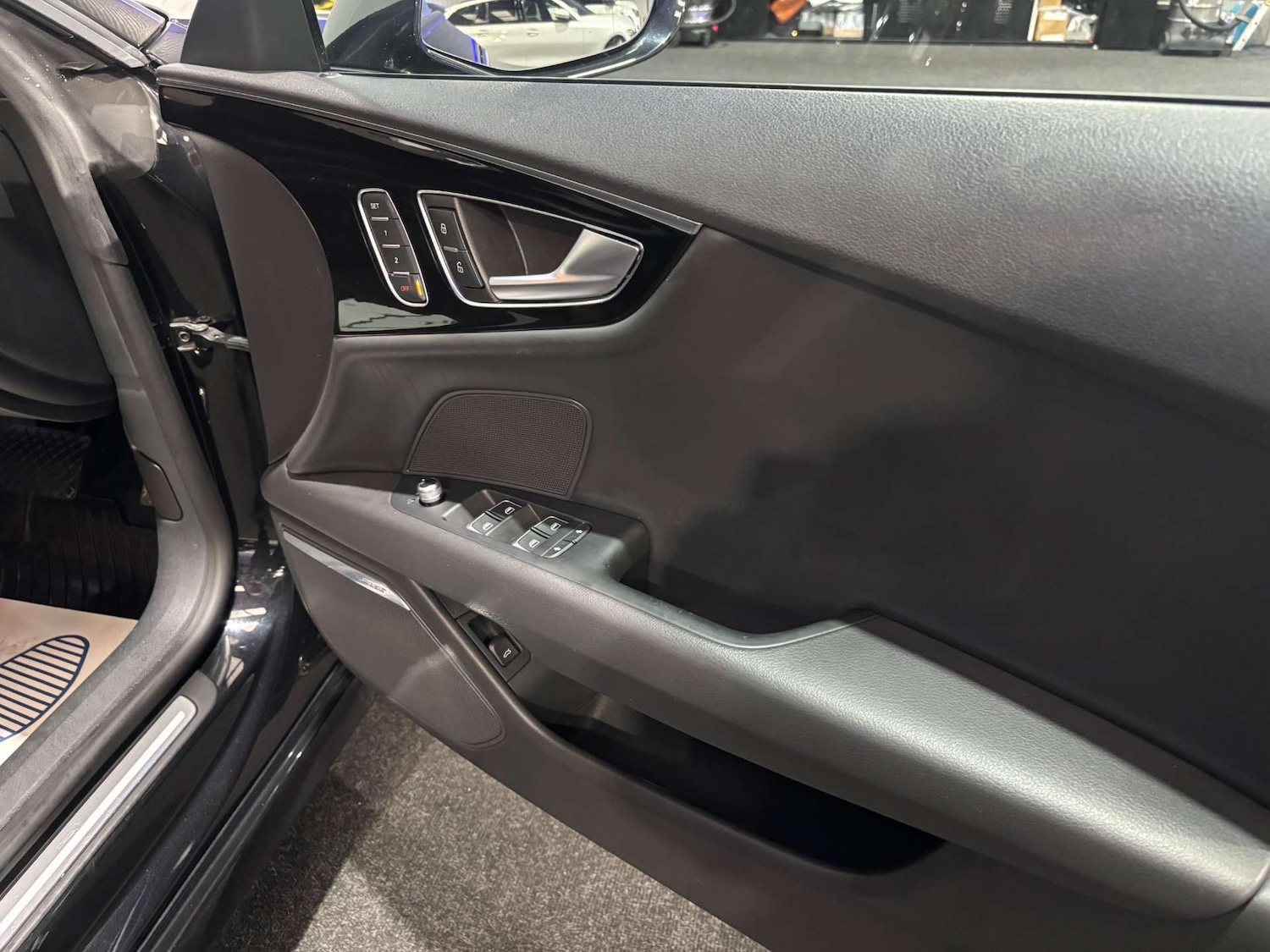 Used Audi A7 2013 for sale - 76601352: Photo 44