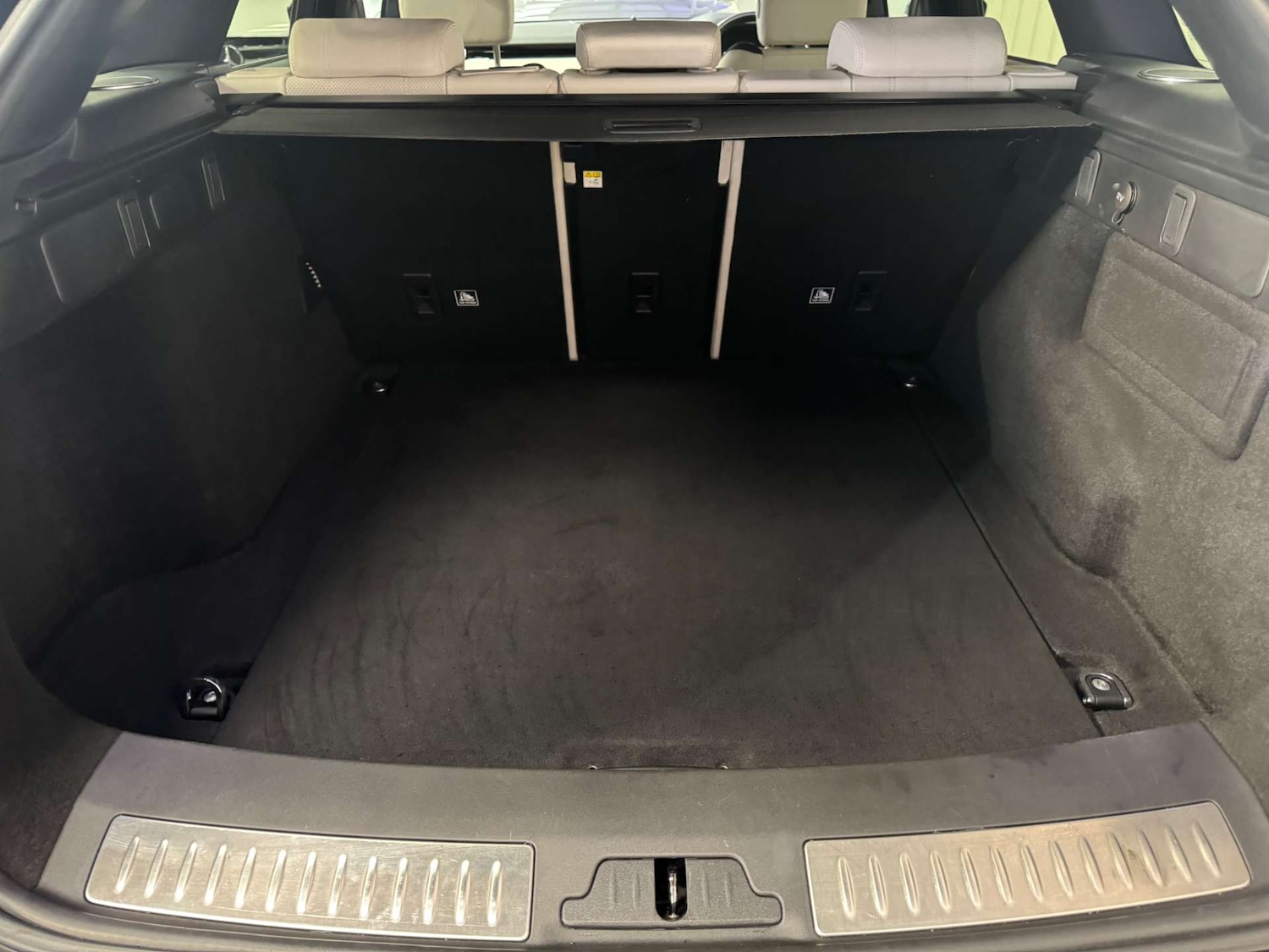 Used Land Rover Range Rover Velar 2018 for sale - 77675389: Photo 18